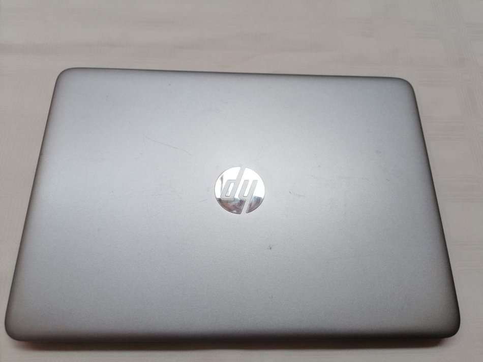 HP EliteBook 840 - Intel i7 7th gen - 8GB DDR4 - 500GB SSHD - 14" FHD 1920 x 1080