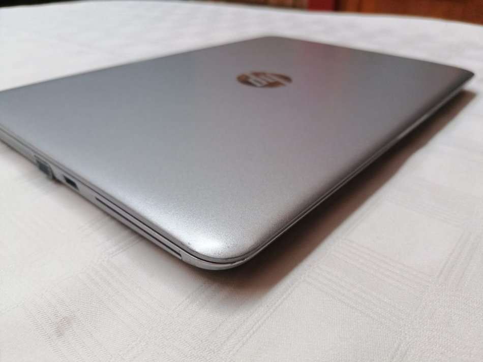 HP EliteBook 840 - Intel i7 7th gen - 8GB DDR4 - 500GB SSHD - 14" FHD 1920 x 1080