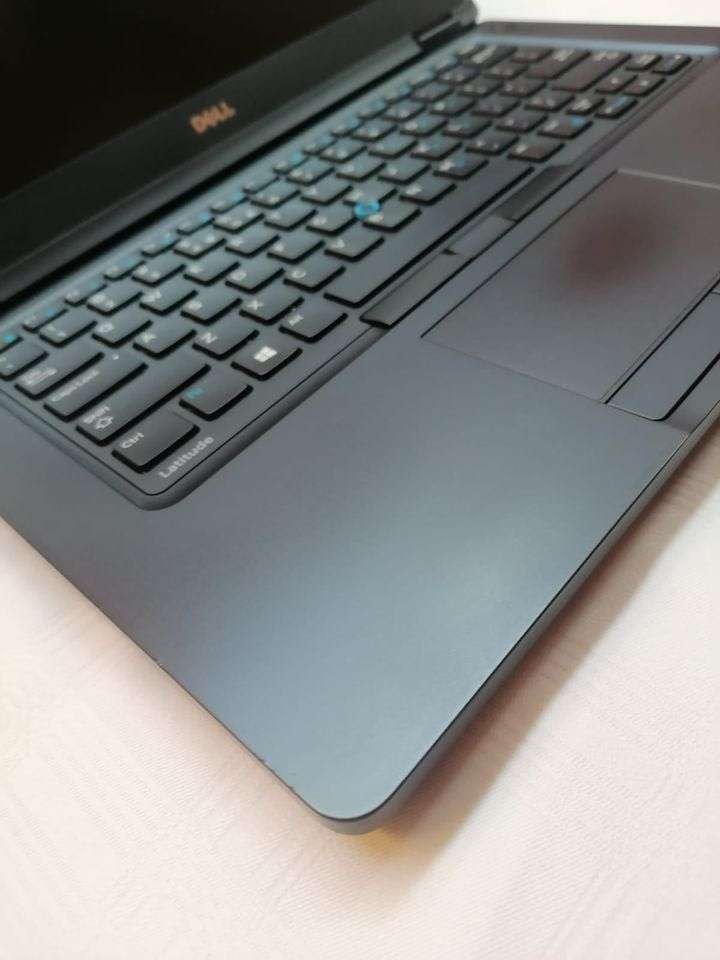 Dell Latitude 5480 - Intel i5 - 8GB - 256GB SSD - 14" HD Display