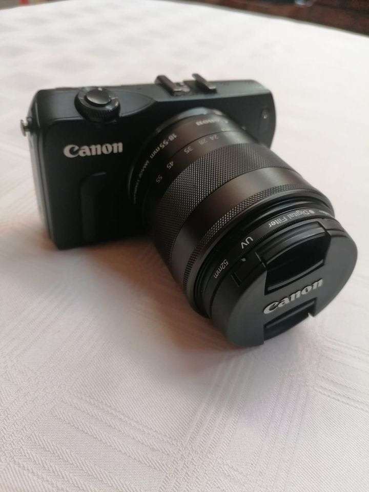 Canon EOS M Mirrorless camera With Canon 18-55mm Lens