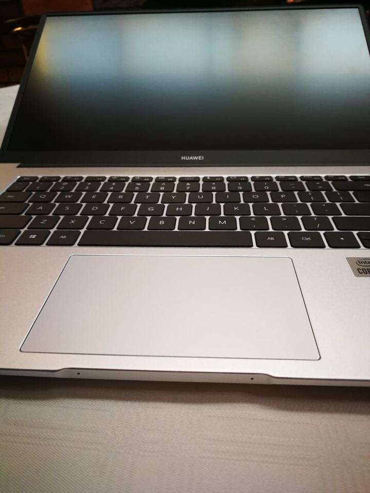 Huawei MateBook D15 - Intel 10th gen - 8GB - 256GB SSD - 15.6 inch FHD - Certified Pre-Owned Laptop