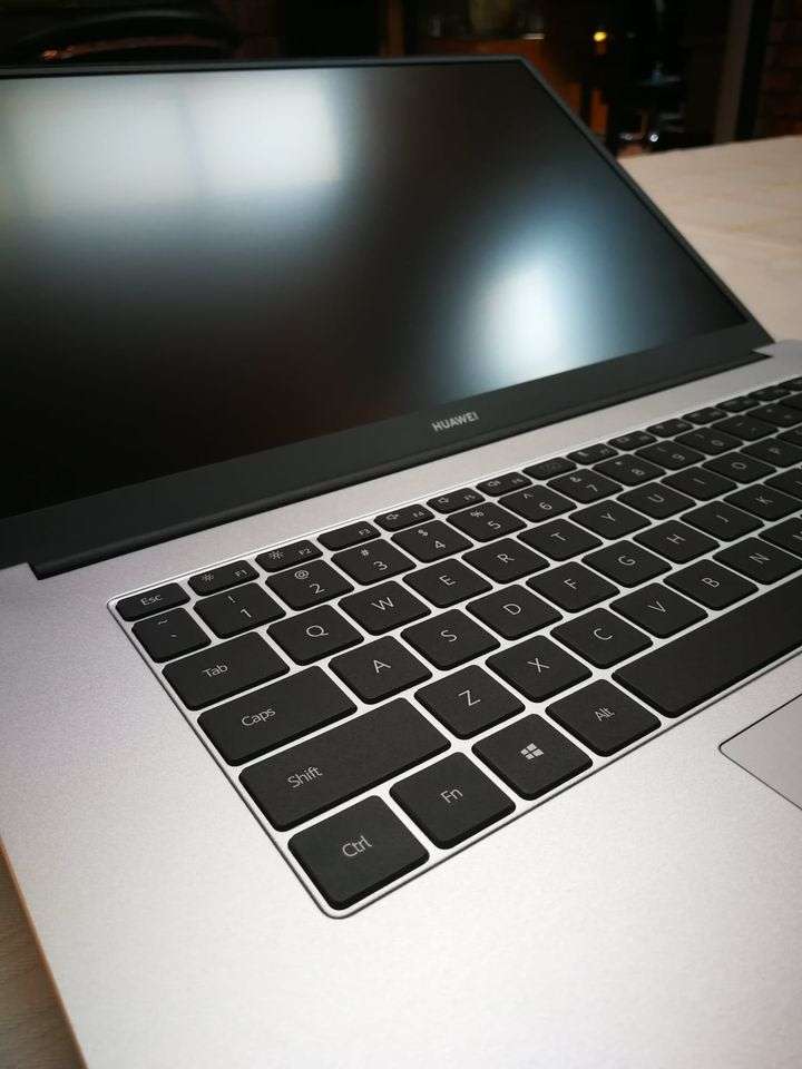 Huawei MateBook D15 - Intel 10th gen - 8GB - 256GB SSD - 15.6 inch FHD - Certified Pre-Owned Laptop