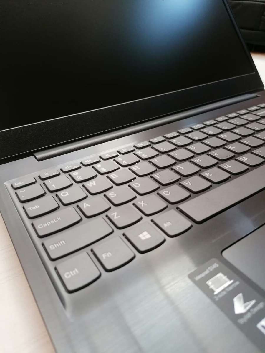 Lenovo IdeaPad S145 Intel i5 10th gen 8GB 1TB HDD - Certified  Pre-Owned