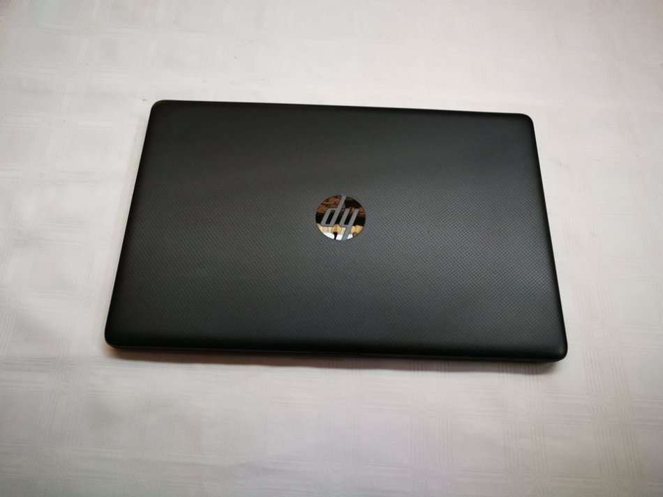HP Notebook 15 Intel i7 8tg Gen 256GB SSD + 1TTB 8GB 15.6" HD