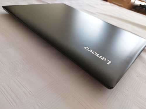 Lenovo Ideapad 330 AMD Ryzen 5 8GB Memory 1TB HDD 15.6` FHD