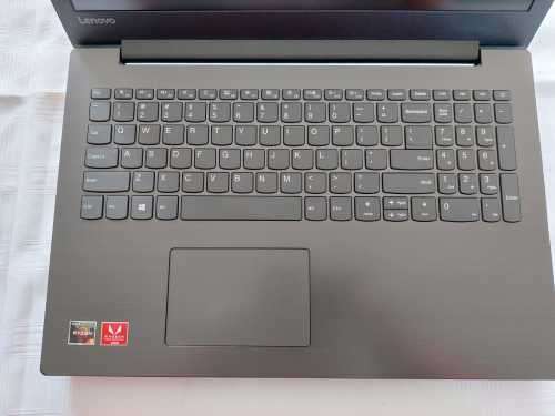 Lenovo Ideapad 330 AMD Ryzen 5 8GB Memory 1TB HDD 15.6` FHD