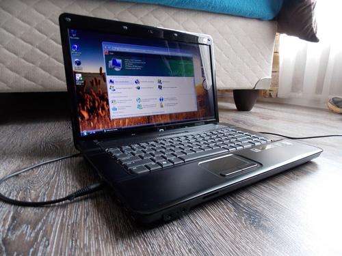 HP Compaq 615 - 15,6" LED Screen