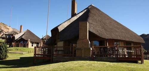 Kruger ParK Lodge. 1BR, sleeps 4.  School Holidays. 30 Des 16 - 6 Jan 17. 7 nights.