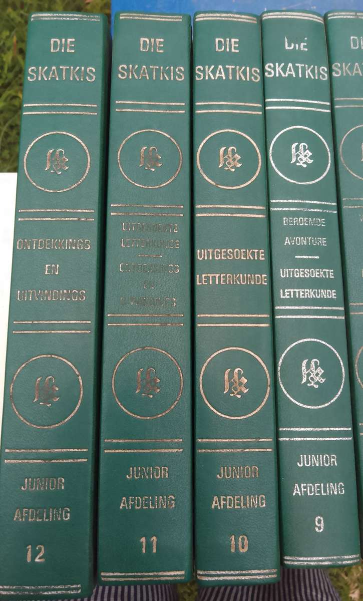 Die Skatkis. Vol 1-12 . Junior Afdeling.