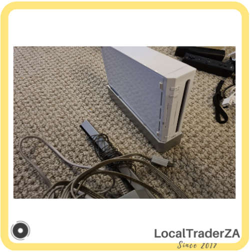 Wii Console White with x9 Wii games