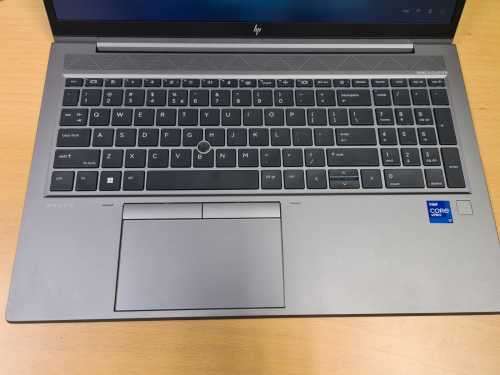 MONSTER HP ZBook Firefly 15 G8 | DEMO | i7-1185G7 | 32 GB DDR4 | 1 TB NVMe | LTE | Warranty 03/2026