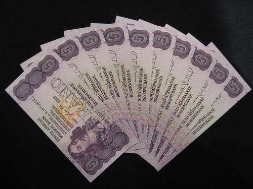 R5 notes Brand new Uncirculated - Straight from Reserve bank to you.