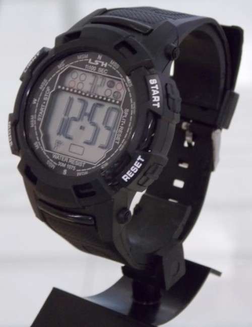 Men's Waterproof Sport Army Alarm Date Digital Wrist Watch