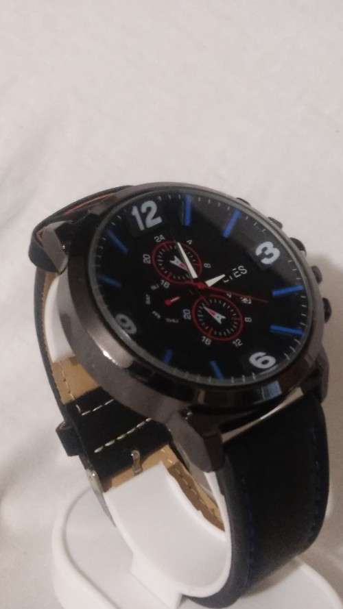 Men's  leather Band Wrist Watch