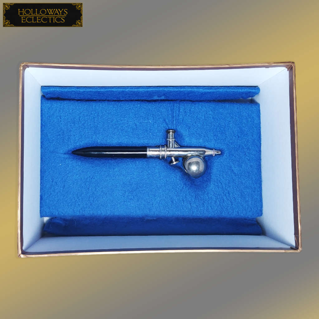 Vintage Devilbiss Aerograph Super 63 Airbrush