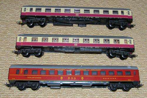 Lima DB German passenger coach set