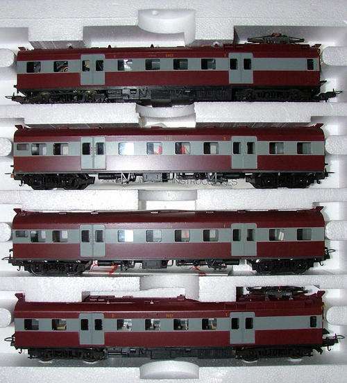 Lima SAR - South Afrcan Railways Metro Suburban set