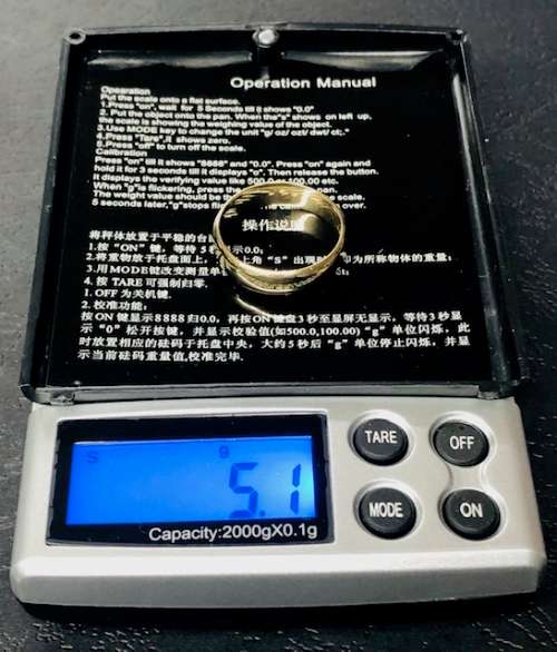 9ct Gold Mens Ring 5.1 grams