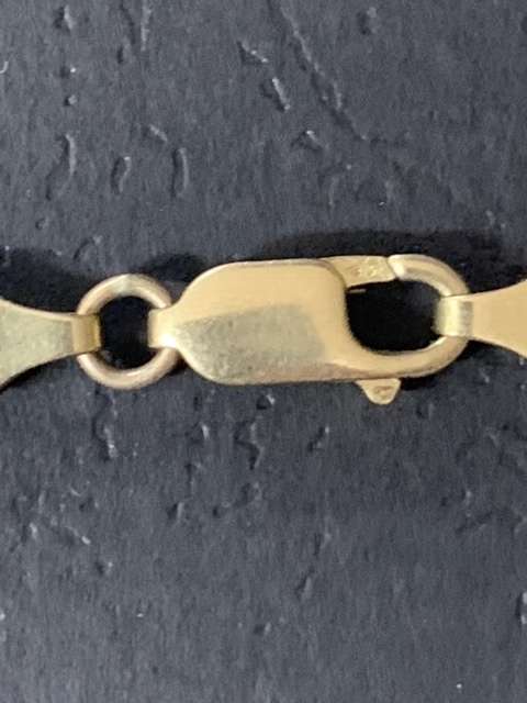 Necklace-9ct Yellow gold