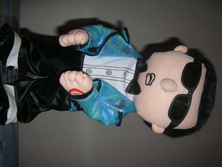 GANGNAM Musical Doll makes an excellent present!!