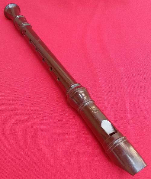 YAMAHA BLOCK FLUTE NO. 21 (made in Japan). Very good condition!