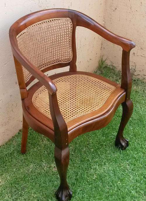 EXCEPTIONAL!!  STUNNING!!!!   SOLID B & C STINKWOOD CHAIR WITH (removable) CANE SEAT. See guarantee.
