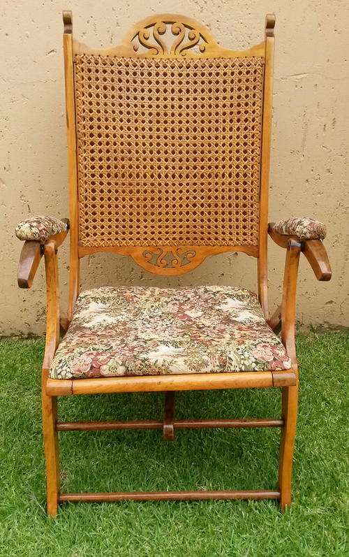 EXTREMELY RARE!!! STUNNING!!!   ANTIQUE VICTORIAN (CAMPAIGN?) FOLDING CHAIR. See guarantee.