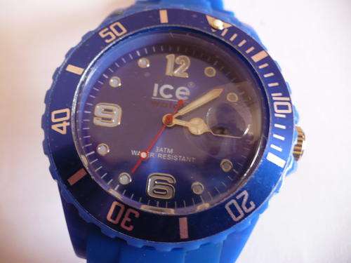 ICE WATCH (BLUE) WITH ALL RETAIL PACKAGING CARRY BAG, BOX, INSTRUCTIONS AND 2 YEAR WARRANTY