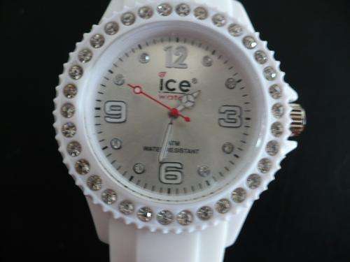 ICE WATCH THE KING OF BLING---- LATE LISTING----