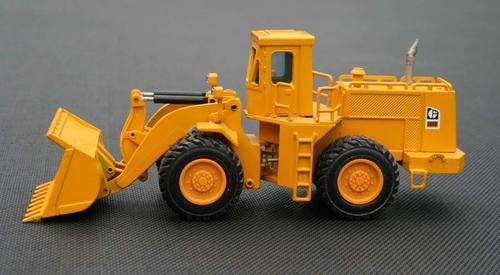 Caterpillar 988 Front End Loader on wheels (1:50) Vintage NZG Die Cast