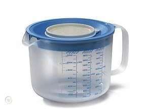 Tupperware Metric Measuring Jug