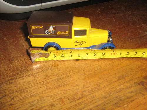 Citroen C4F Diecast . Please look at Pictures