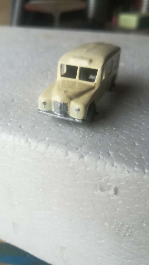 Matchbox no 14a Daimler Ambulance