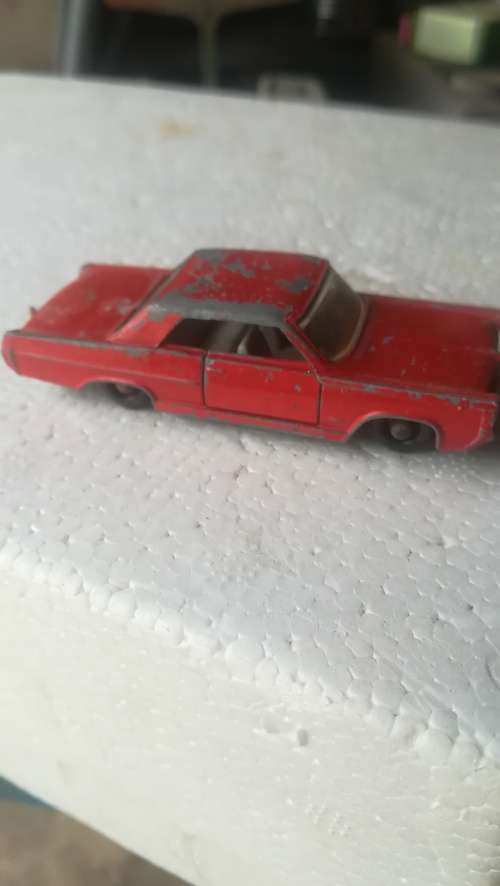 Lesney 22c Pontiac Coupe