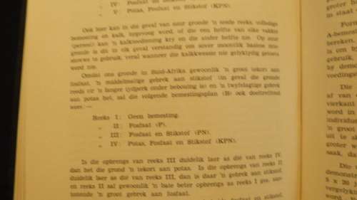 Grondvrugbaarheid  Dr L de V Malherbe = 1934  Sigh by Jan Christiaan Smuts Prime Minister