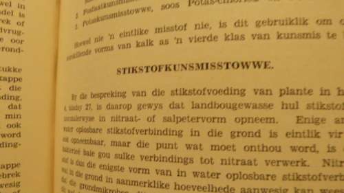 Grondvrugbaarheid  Dr L de V Malherbe = 1934  Sigh by Jan Christiaan Smuts Prime Minister