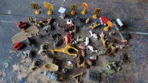 Decor animals,people and plenty more