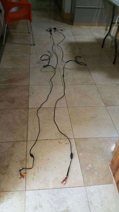 BLACK CAR HEADREST DVD PLAYERS