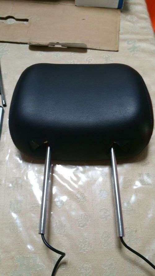 BLACK CAR HEADREST DVD PLAYERS