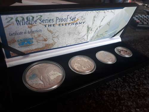 Wildlife Series Proof Elephant Set in Velvet Case (Mintage 996)