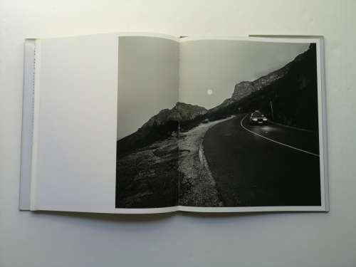 IMAGES OF TABLE MOUNTAIN. Hardcover  2006 by David Lurie