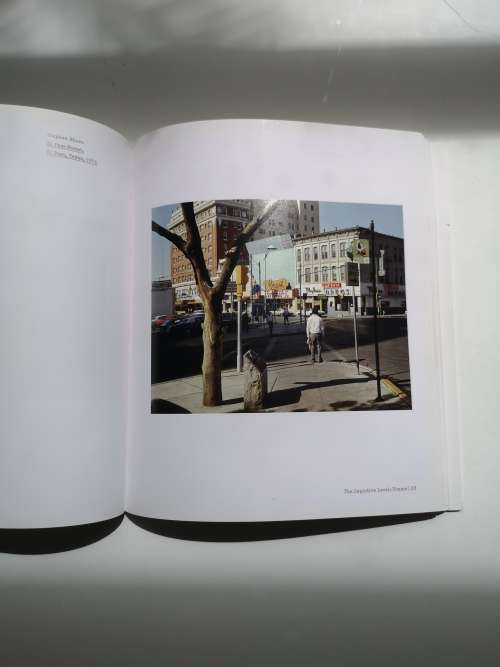 The Nature of Photographs by Stephen Shore