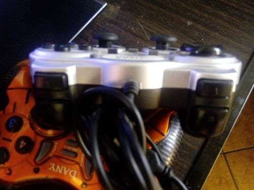 *** Two Computer Game Pads Dual Shock and Analog