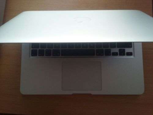 Apple MacBook Air A1466 13.3" Intel i5 128GB SSD 8GB RAM(2015)5th Gen( WITH WARRANTY)