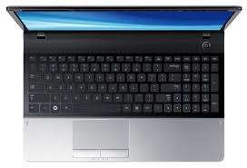 ***SAMSUNG NP300 BUSINESS LAPTOP// 6 GB RAM // 500 GB SATA DRIVE