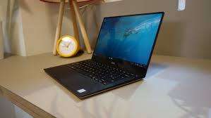 ***AWARD WINNING DELL XPS i7// 13,3 " FHD TOUCH SCREEN// 8 GB RAM// 256 GB SSD ULTRABOOK