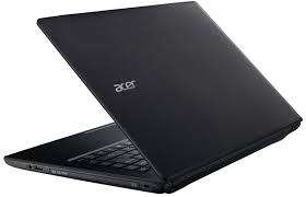 ***MINT CONDTION ACER i5 7th GEN// 1TB SATA III DRIVE// 4 GB RAM LAPTOP