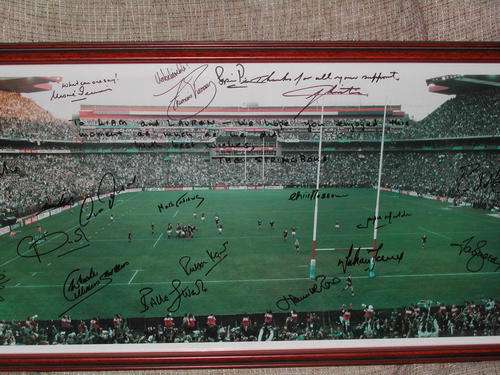 INVICTUS : Signed Picture of the players who won the 1995 World Cup