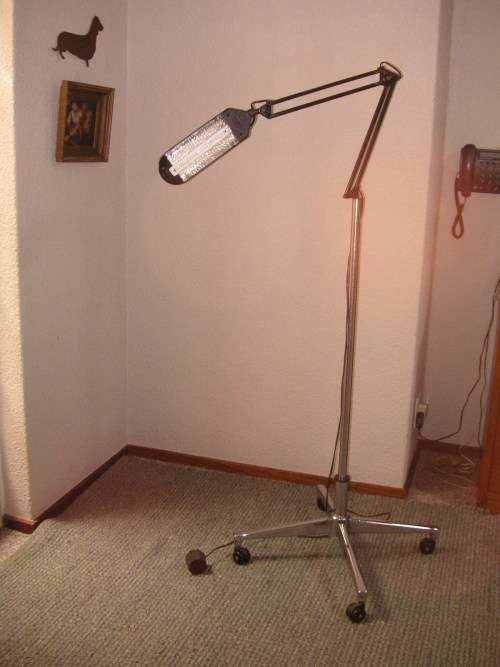 FLOOR STANDING ANGLE POISE LAMP