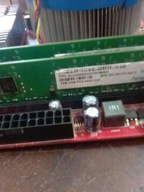 MSI MS-7529 VER 1.6 G31TM-P21 Motherboard + Celeron E5800 3.2GHz CPU + 4GB RAM